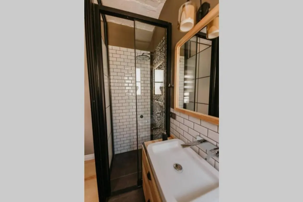 Galadoo Suites 2Nd Floor Istanboel 0*,